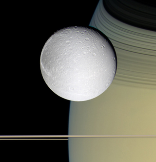 Illustration for article titled Farewell, Dione: Cassini Makes Final Flyby of Saturn's Fourth Largest Moon